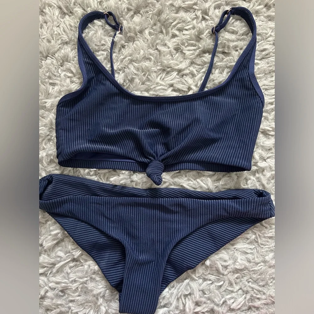 Frankie’s bikini